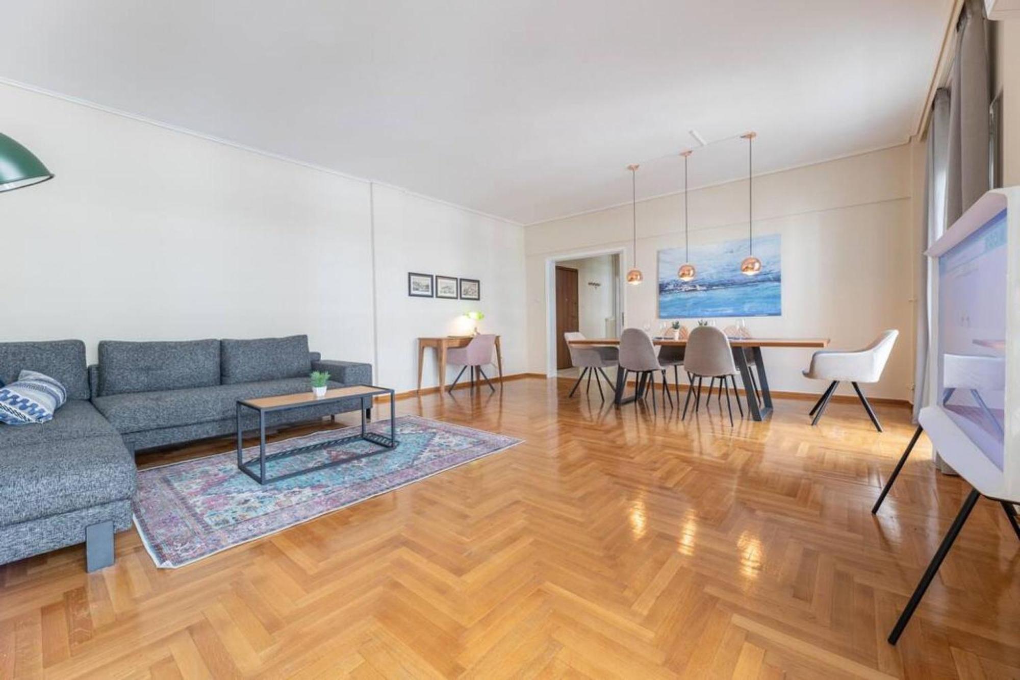 Amfitritis Family Lux Apartment At Palaio Faliro Атина Екстериор снимка