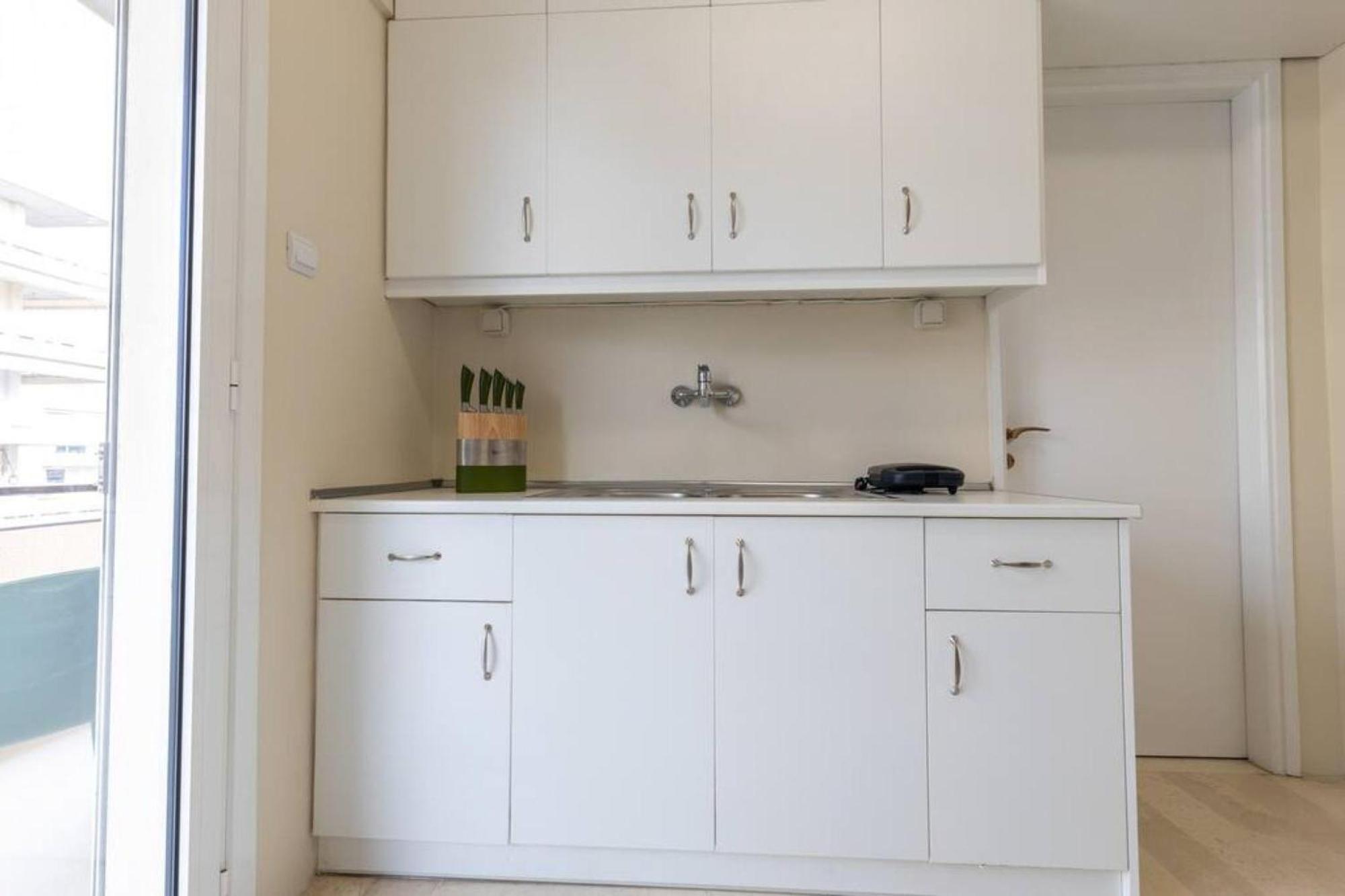 Amfitritis Family Lux Apartment At Palaio Faliro Атина Екстериор снимка
