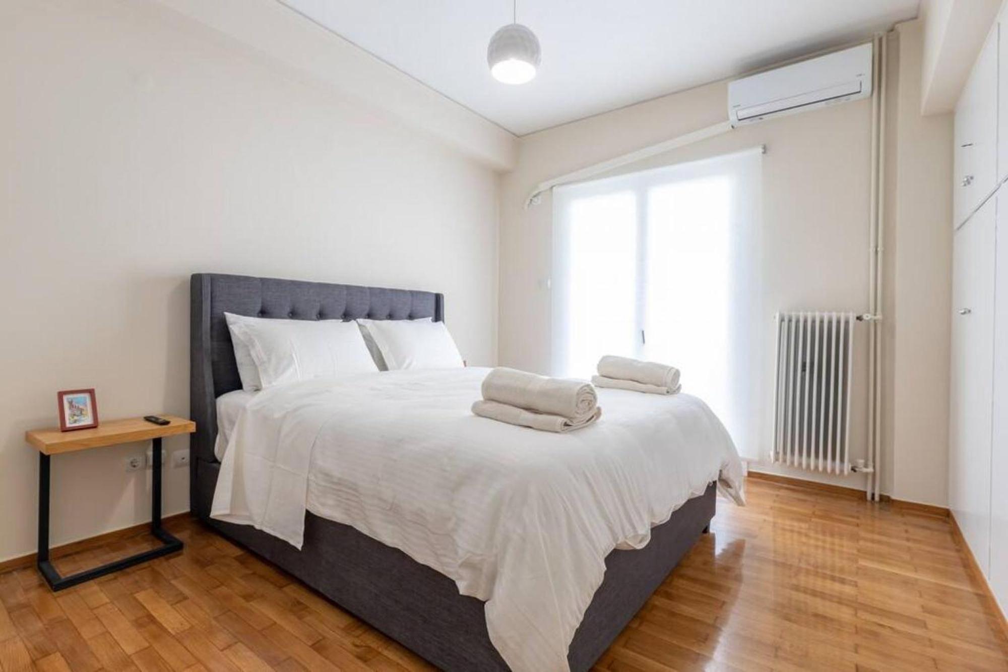 Amfitritis Family Lux Apartment At Palaio Faliro Атина Екстериор снимка