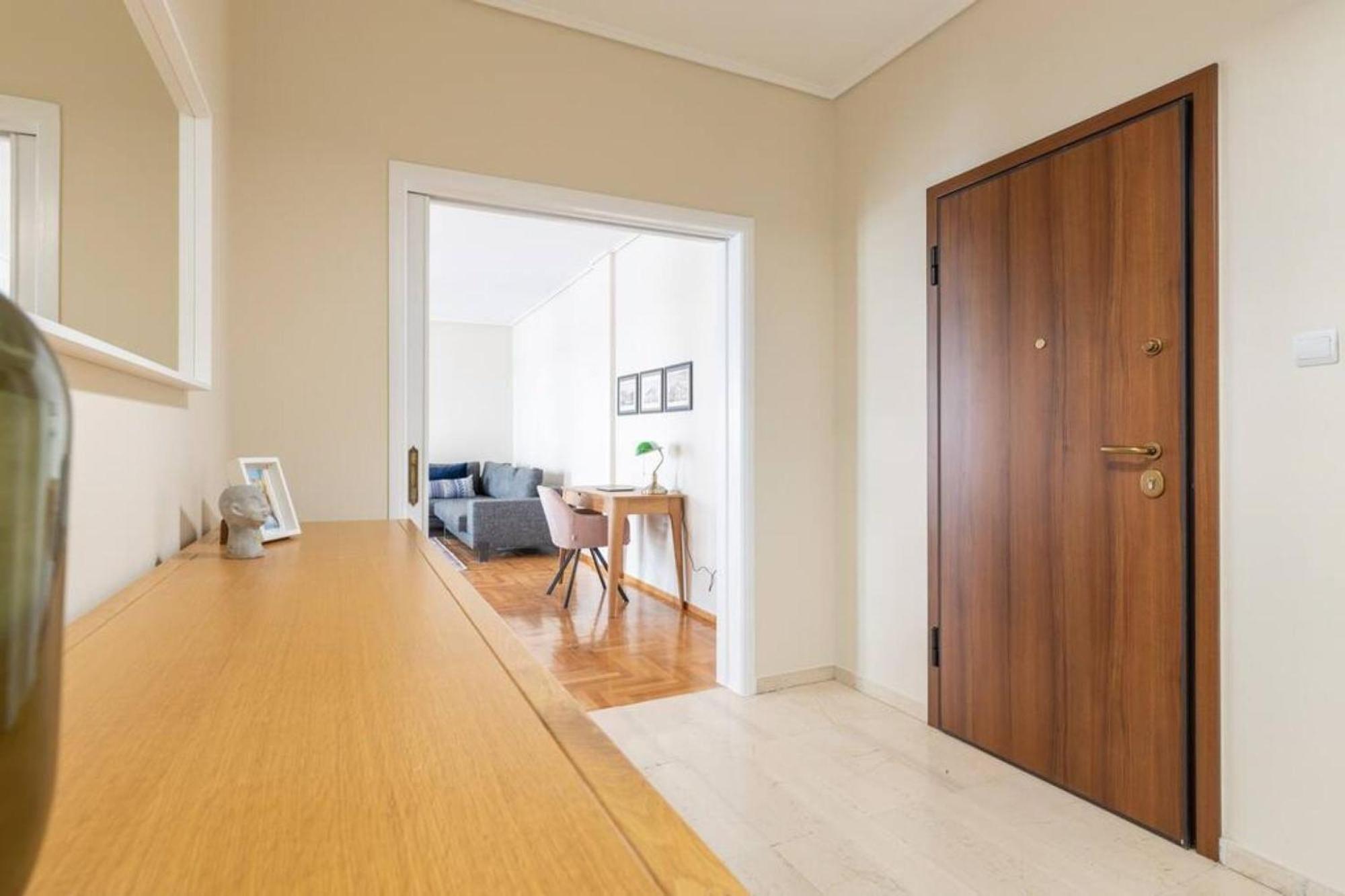 Amfitritis Family Lux Apartment At Palaio Faliro Атина Екстериор снимка